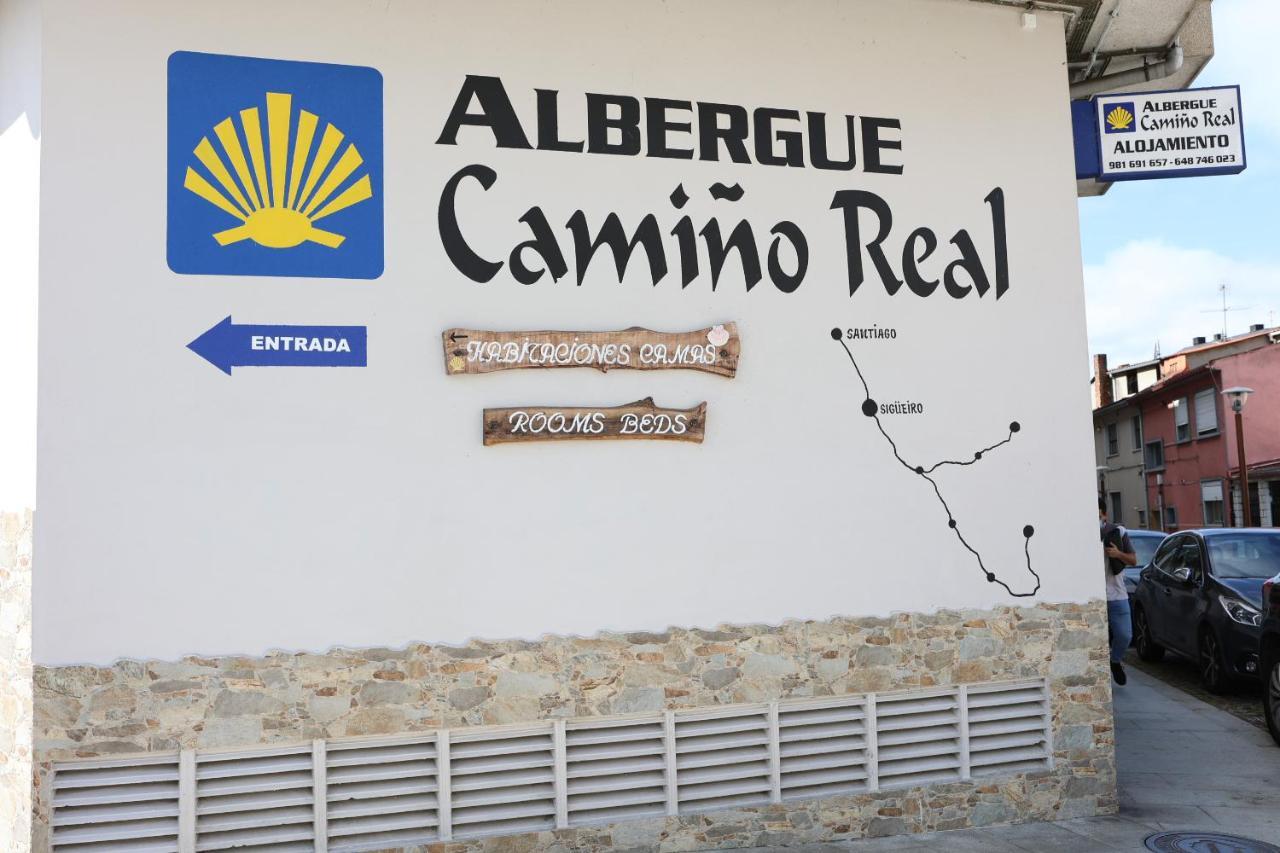 Albergue Camino Real Sigueiro Bagian luar foto